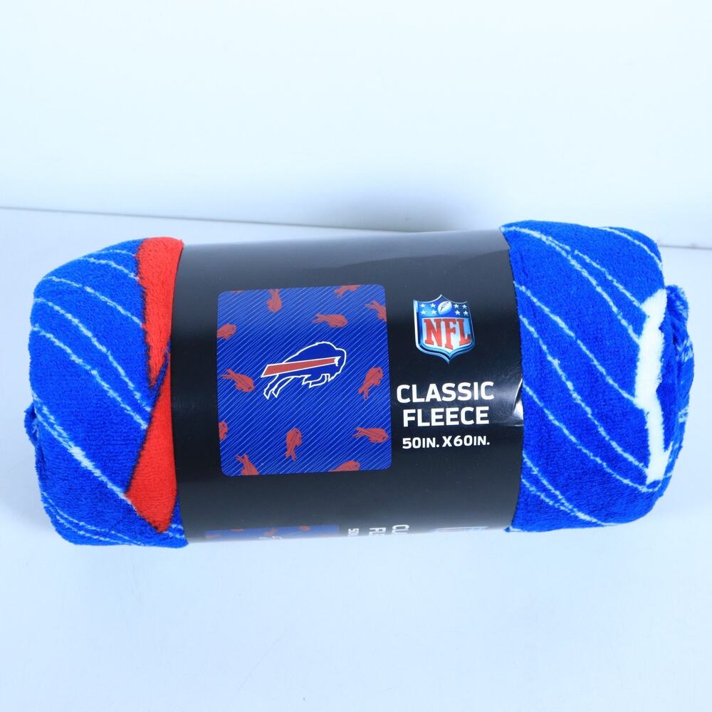 Buffalo Bills Classic Fleece 50"x60" Tailgate Throw Super Plush Blanket